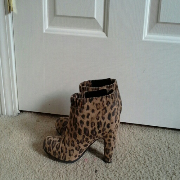 High heels - Picture 3 of 3